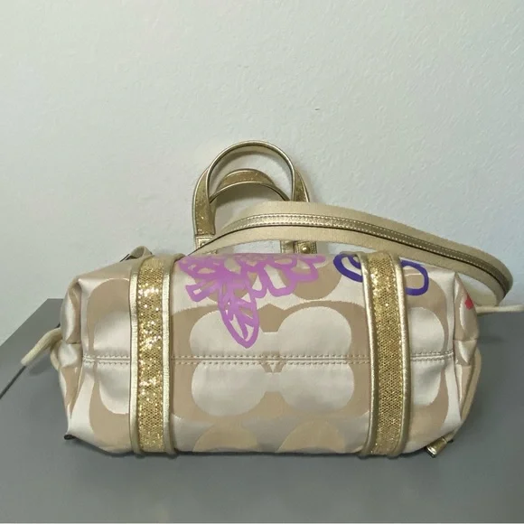 Coach Poppy Signature Daisy Tote in Gold Multicolor Floral Print - Picture 6 of 10